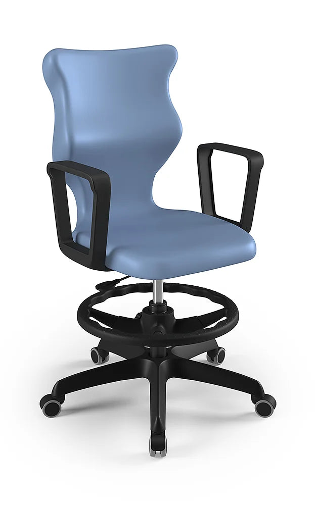 Krzesło szkolne Twist z podłokietnikami i podnóżkiem, rozmiar 5 (wzrost 146–176 cm) – Czarny / Pastelowy niebieski